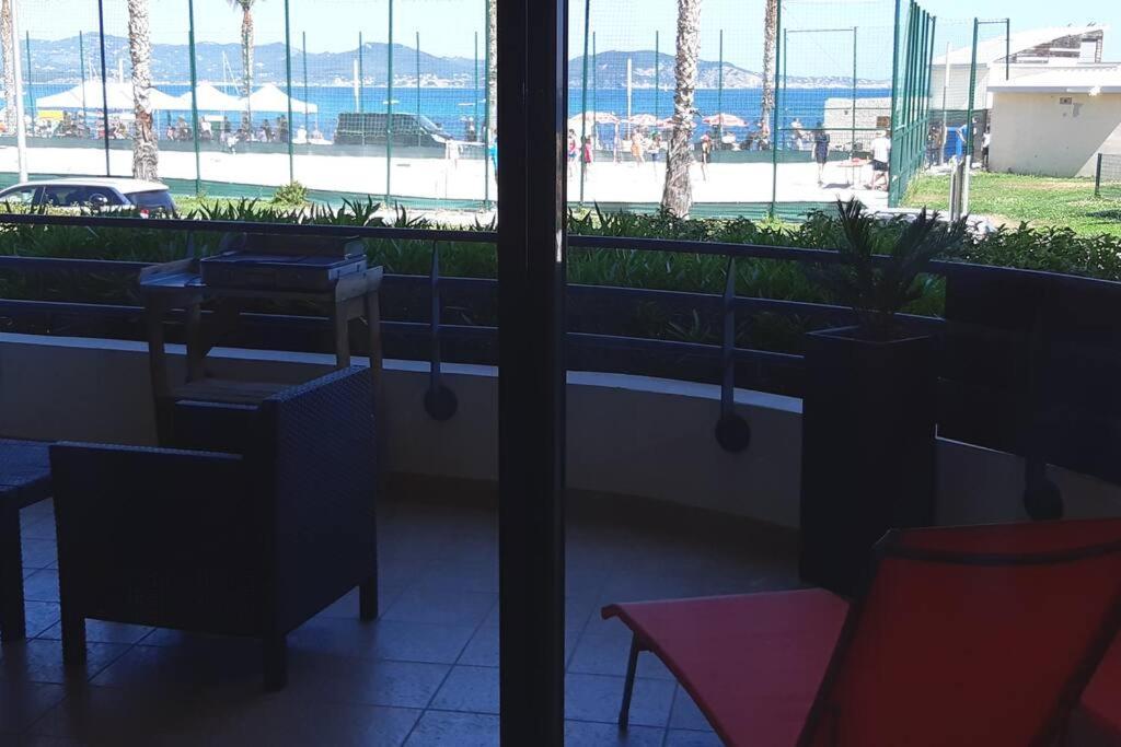 De 25m2 + Terrasse De 14m2+garage Privatif * La Ciotat