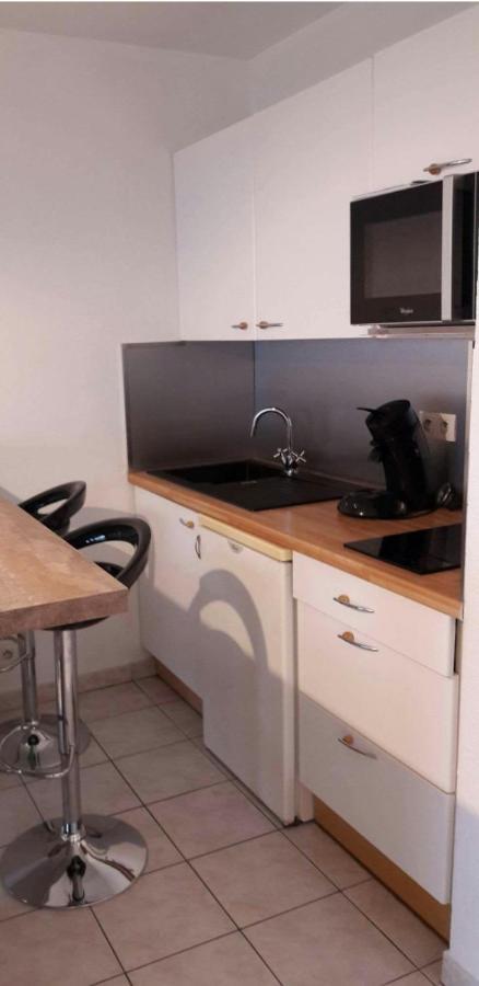De 25m2 + Terrasse De 14m2+garage Privatif La Ciotat