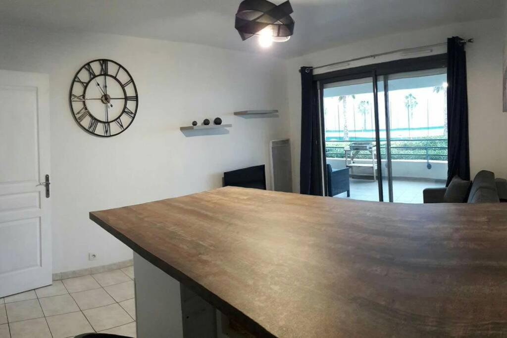 De 25m2 + Terrasse De 14m2+garage Privatif Apartment