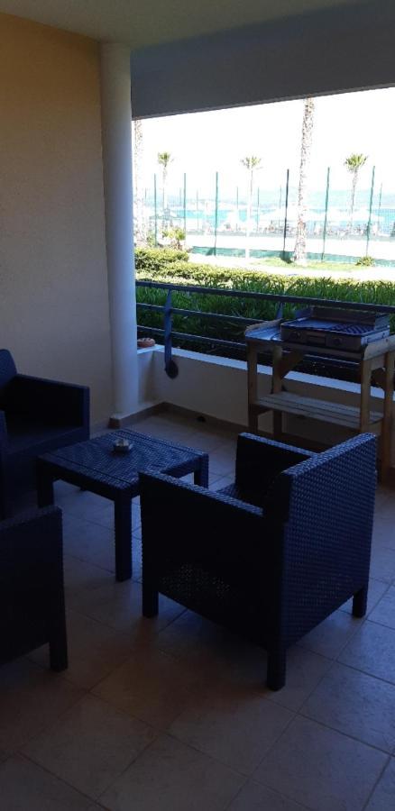 De 25m2 + Terrasse De 14m2+garage Privatif *